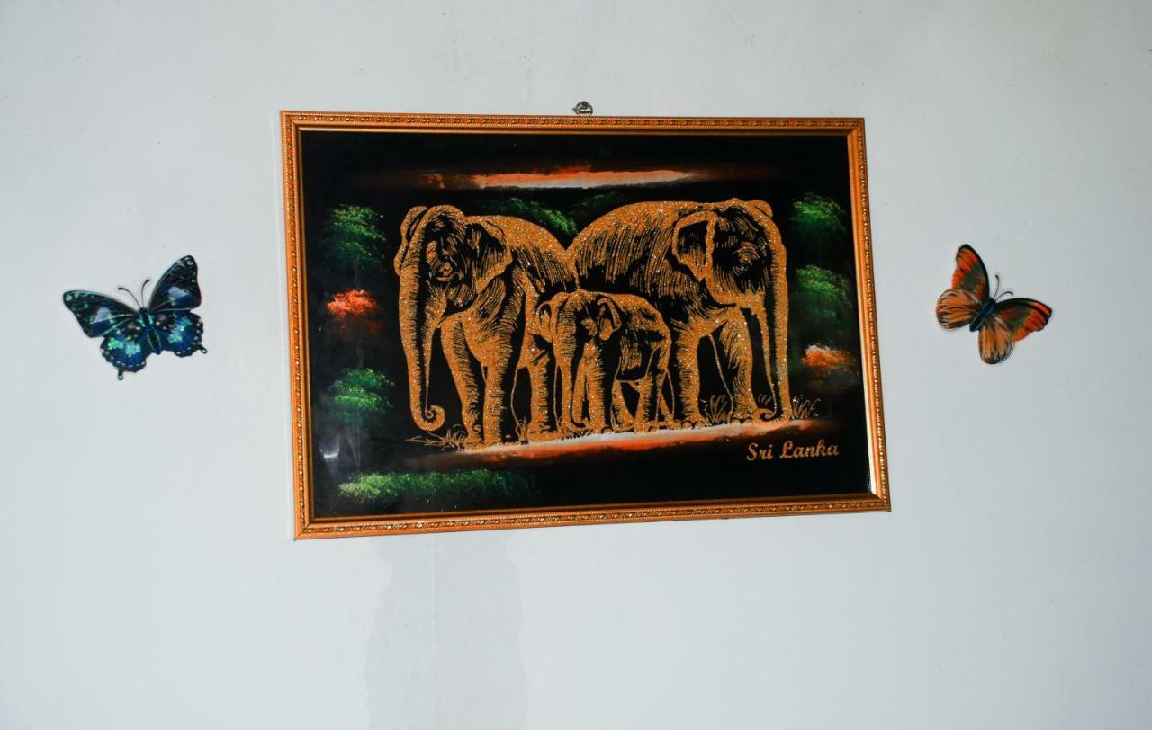 Kavidi Villa Home Stay แทนกาลเล ภายนอก รูปภาพ